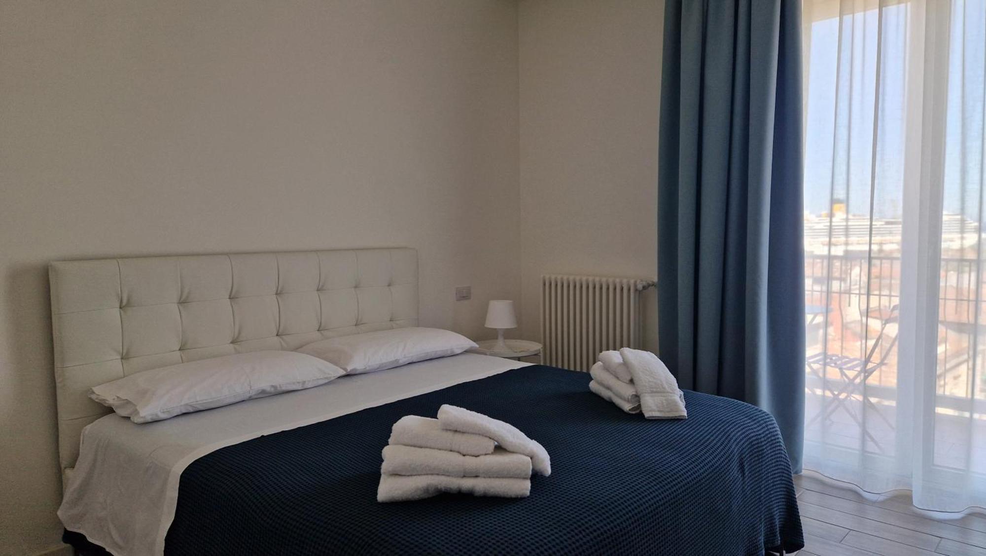קטאניה Orlando Rooms מראה חיצוני תמונה