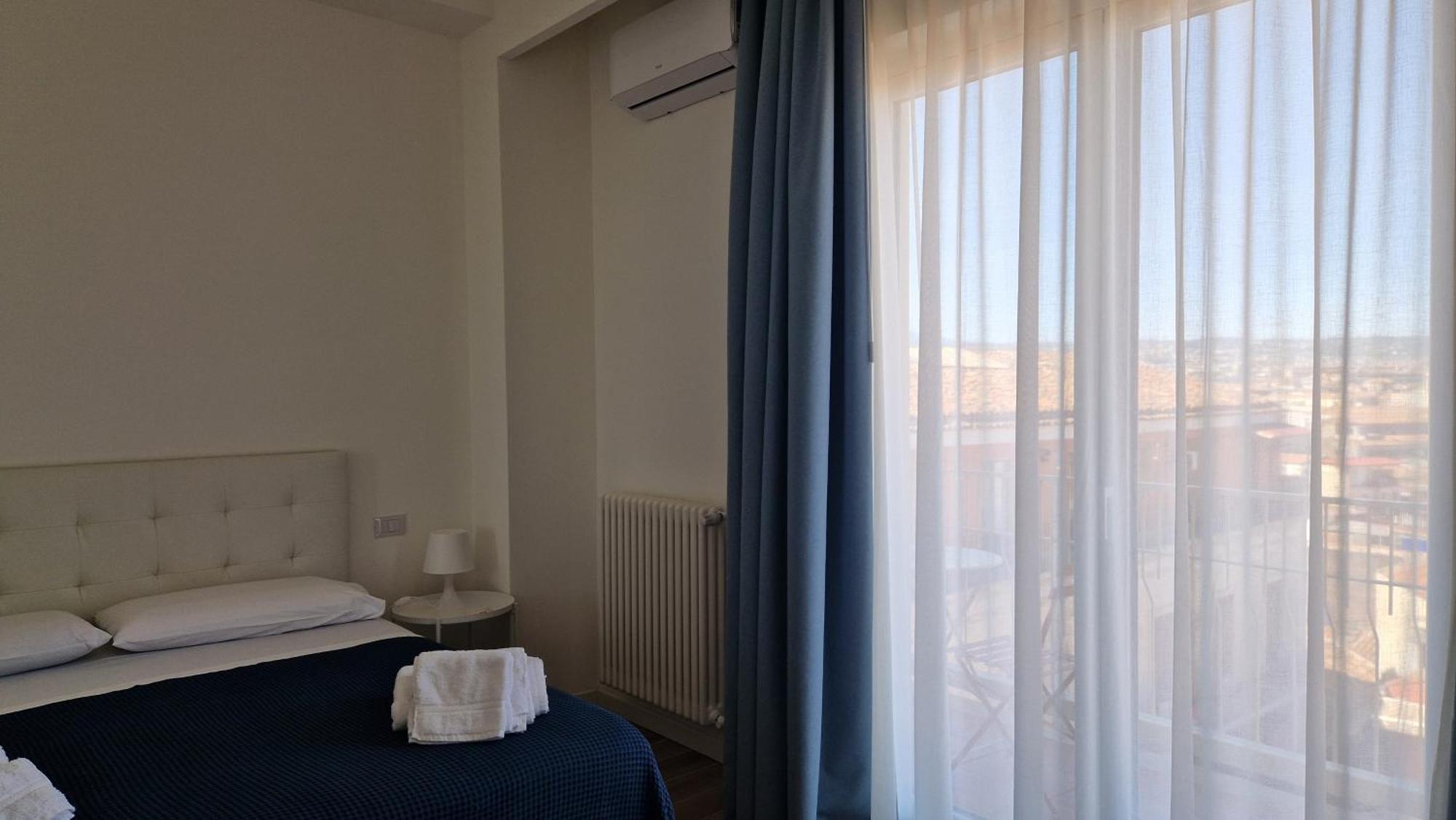 קטאניה Orlando Rooms מראה חיצוני תמונה